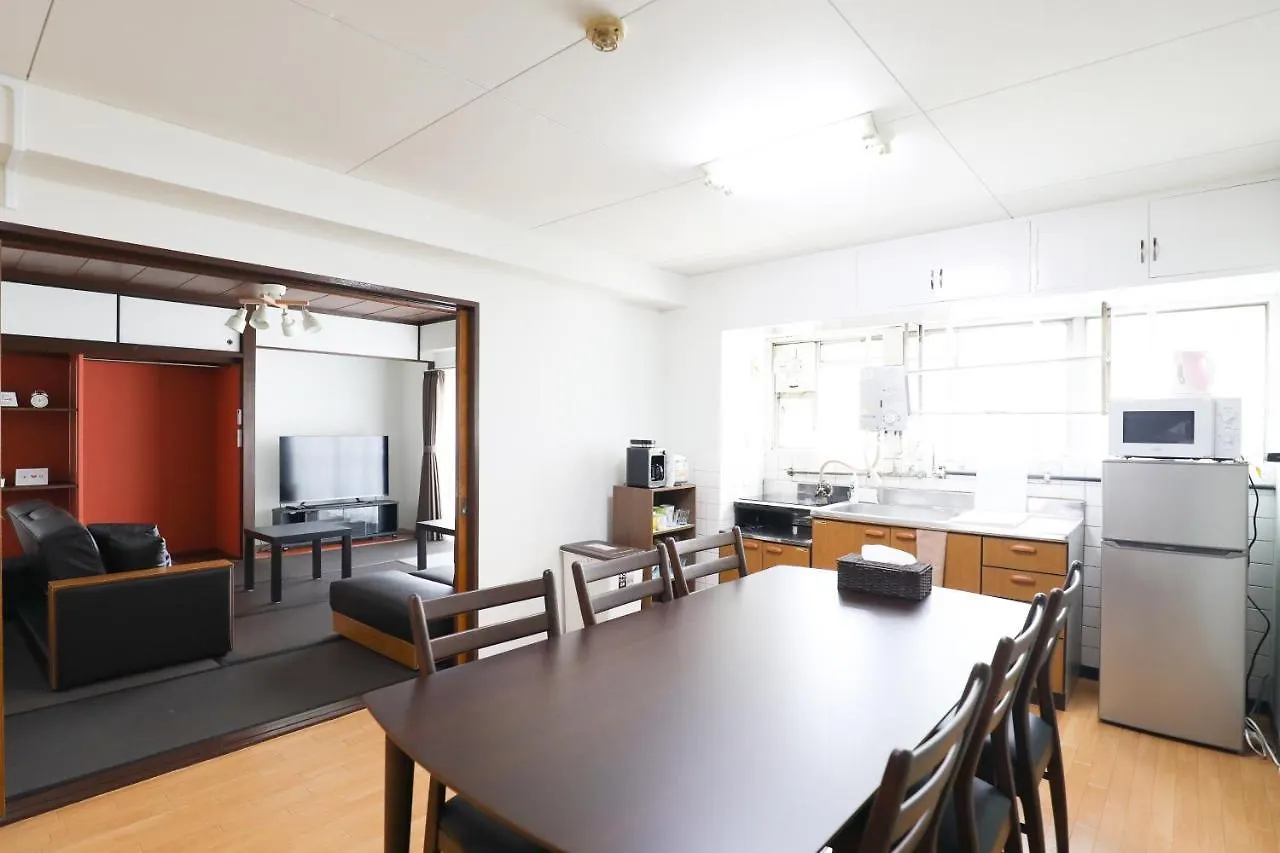 Fukuoka Condominium 0*, Fukuoka (Fukuoka)